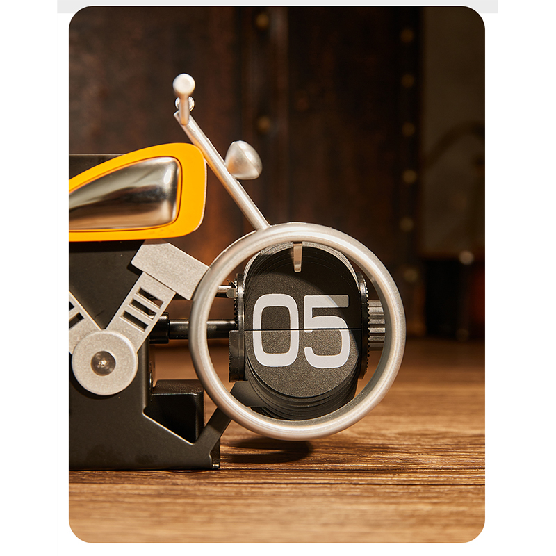 Motorcycle Automatic Page Turning Clock (Silver Gray)